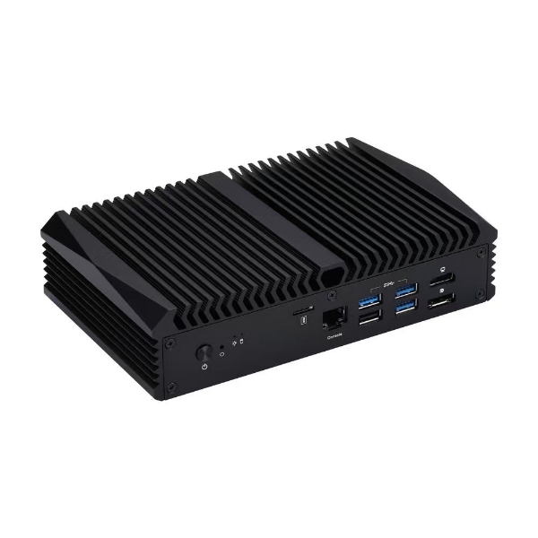N7000L4T2 fanless network security PC front I/O view